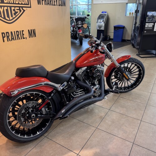 2017 Harley-Davidson® Breakout® Custom Colour Laguna Orange thumb 1