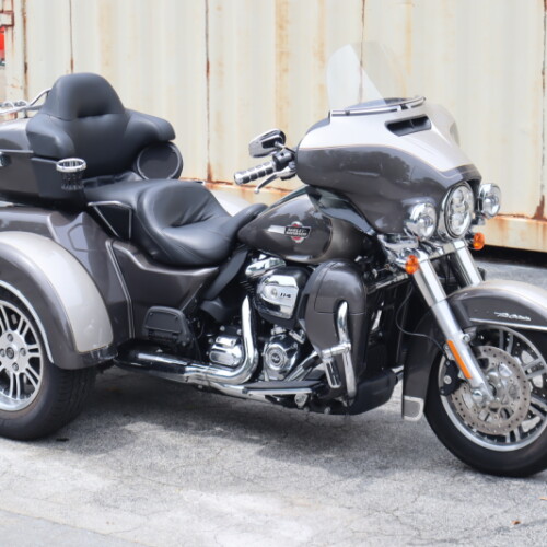 2023 Harley-Davidson® Tri Glide® Ultra Gray Haze/Silver Fortune thumb 1