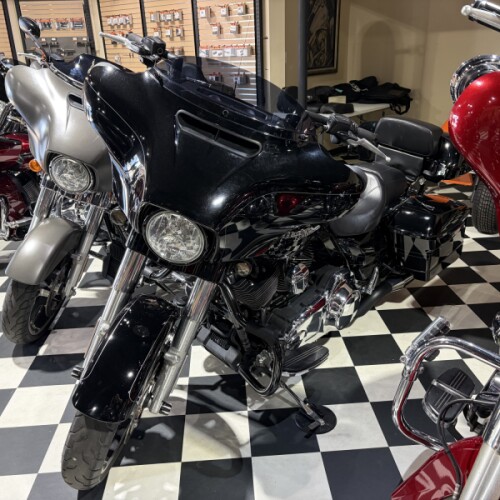 2015 Harley-Davidson® Street Glide® Special Black Denim thumb 3