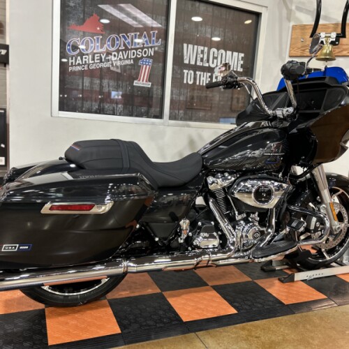 FLTRX 2026 Road Glide® thumb 3