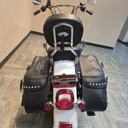 2014 Harley-Davidson® Heritage Softail® Classic Morocco Gold Pearl FLSTC thumb 2