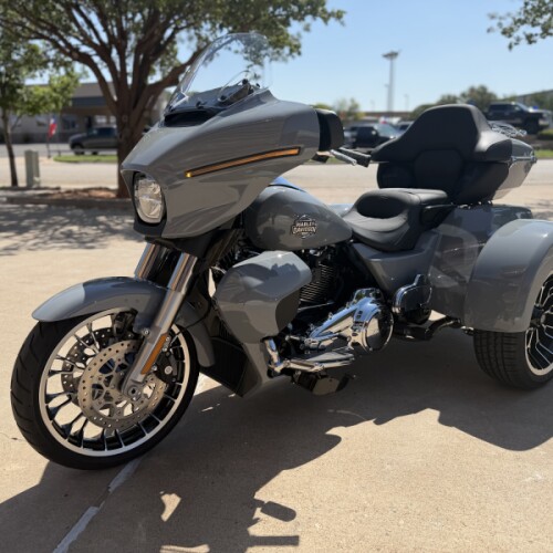 2026 Harley-Davidson® Street Glide 3 Limited Dark Billiard Gray Chrome Trim thumb 0