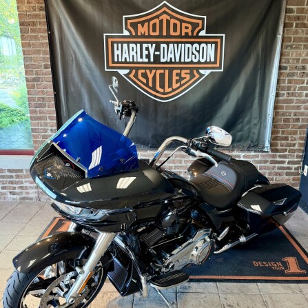 2026 Harley-Davidson® Road Glide® Midnight Ember thumb 1