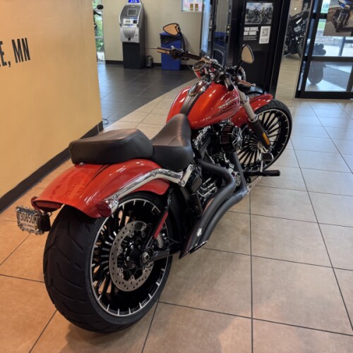 2017 Harley-Davidson® Breakout® Custom Colour Laguna Orange thumb 0