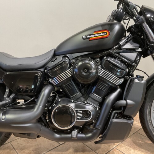 2026 Harley-Davidson® RH975S Nightster® Special Black Denim  thumb 3