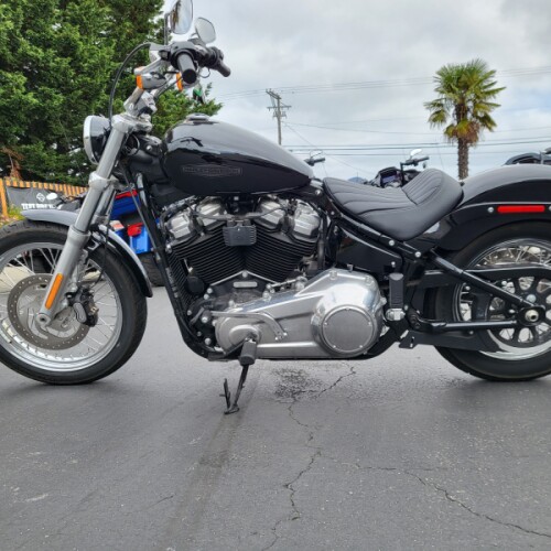2020 Harley-Davidson® Softail Standard® FXST thumb 3