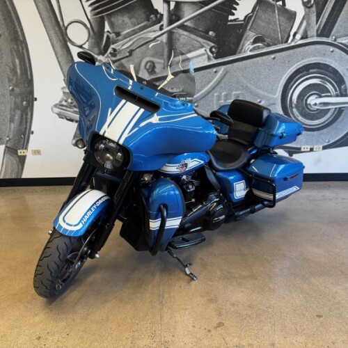 2023 Street Glide® ST FLHXST thumb 1
