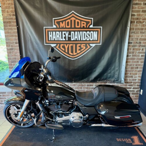 2026 Harley-Davidson® Road Glide® Midnight Ember thumb 0