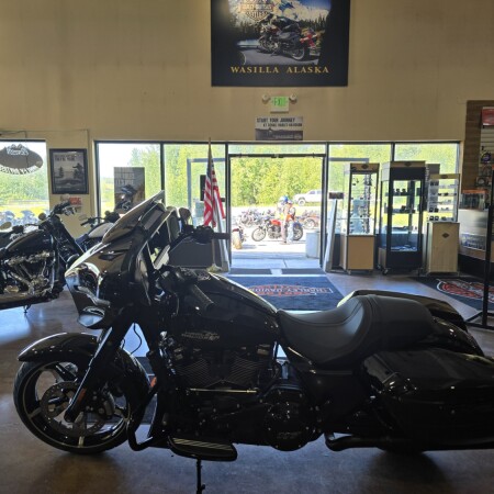 2026 Harley-Davidson® Street Glide®  thumb 0