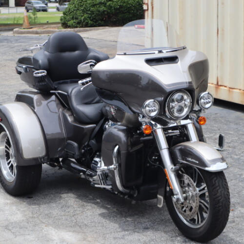 2023 Harley-Davidson® Tri Glide® Ultra Gray Haze/Silver Fortune thumb 0
