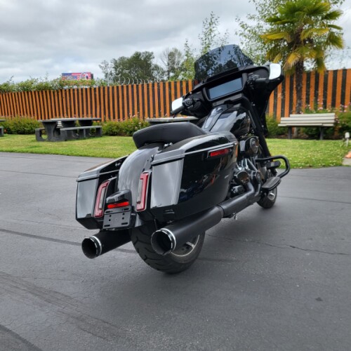 2024 Harley-Davidson® Street Glide® FLHX thumb 2