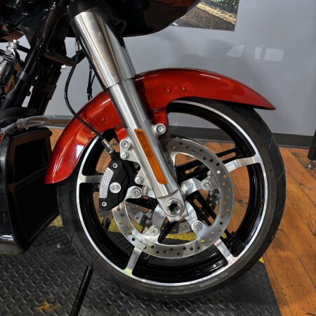 2024 Harley-Davidson® Road Glide® WHISKEY FIRE thumb 1