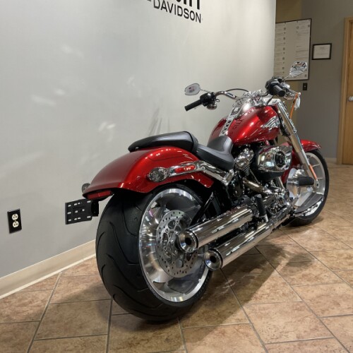 2026 Harley-Davidson® FLFB Fat Boy® Brilliant Red thumb 0