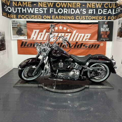 FLSTNI 2006 Softail® Deluxe thumb 3