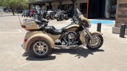 2014 Harley-Davidson® Tri Glide® Ultra Sand Pearl/Canyon Brown Pearl
