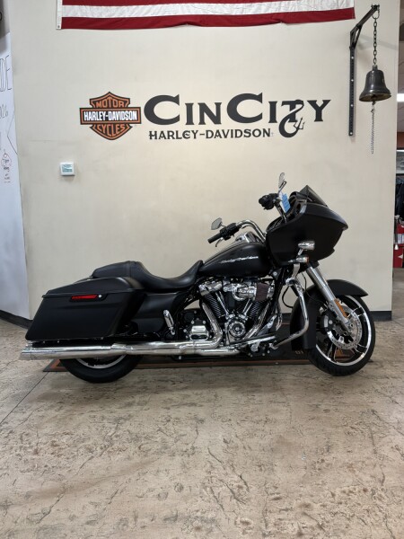 FLTRXS 2017 Road Glide® Special