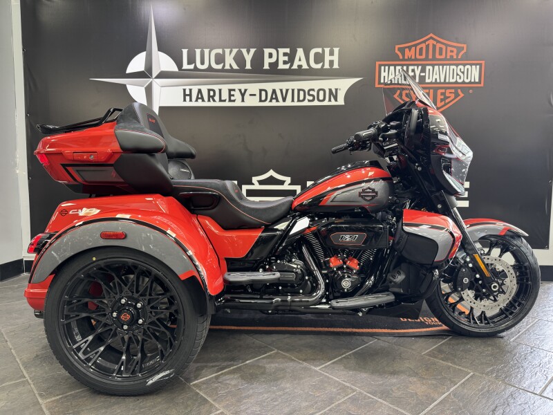 2026 Harley-Davidson® CVO Street Glide 3 Limited Citrus Heat CVO Tri-Tone