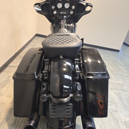 2012 Harley-Davidson® Street Glide®  Vivid Black FLHX thumb 2
