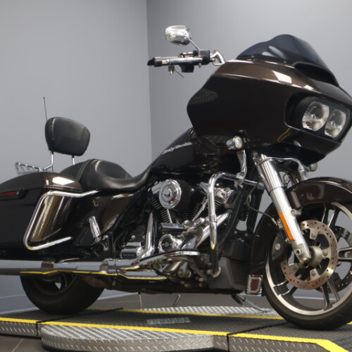 2018 Harley-Davidson® Road Glide® Sumatra Brown thumb 2