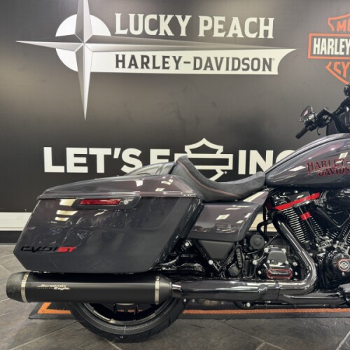 2026 Harley-Davidson® CVO Street Glide ST Inferno Gray thumb 2