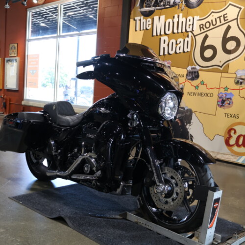 FLHXSE 2016 CVO™ Street Glide® thumb 2