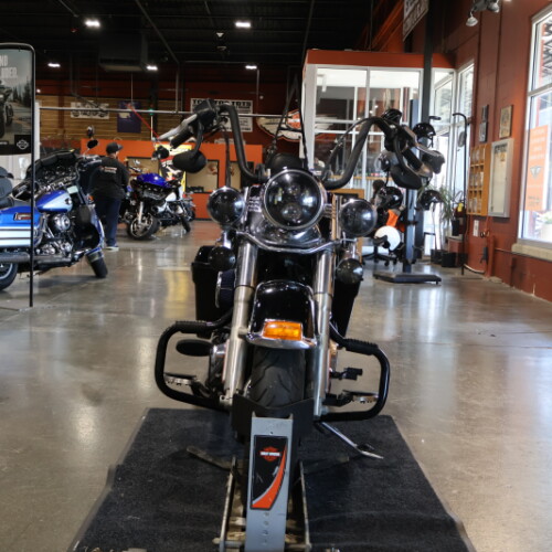 FLSTC 2015 Heritage Softail® Classic thumb 0
