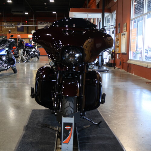 FLHXSE 2019 CVO™ Street Glide® thumb 1