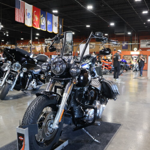 Harley-Davidson® Softail Slim® 2013 FLS BLACK thumb 1