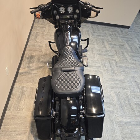 2012 Harley-Davidson® Street Glide®  Vivid Black FLHX thumb 1