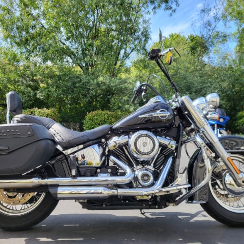 2020 Harley-Davidson® Heritage Classic 114 FLHCS thumb 3
