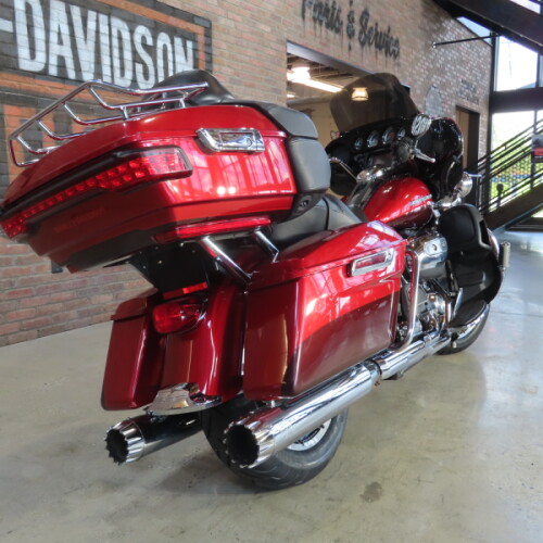 2018 Harley-Davidson® Ultra Limited FLHTK thumb 0