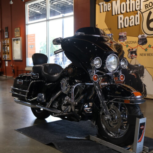 FLHTC 2001 Electra Glide® Classic thumb 3