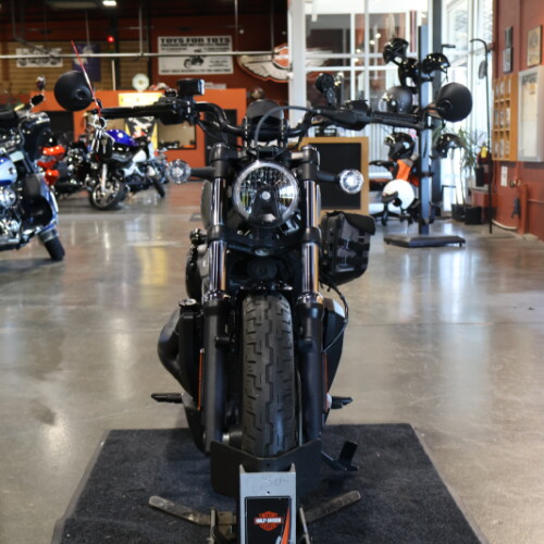 RH975 2024 Nightster™ thumb 0