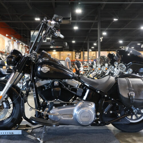 Harley-Davidson® Softail Slim® 2013 FLS BLACK thumb 3
