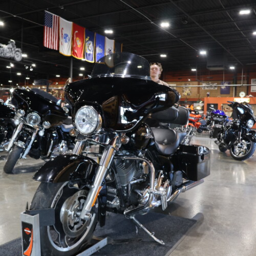 FLHX 2010 Street Glide® thumb 1