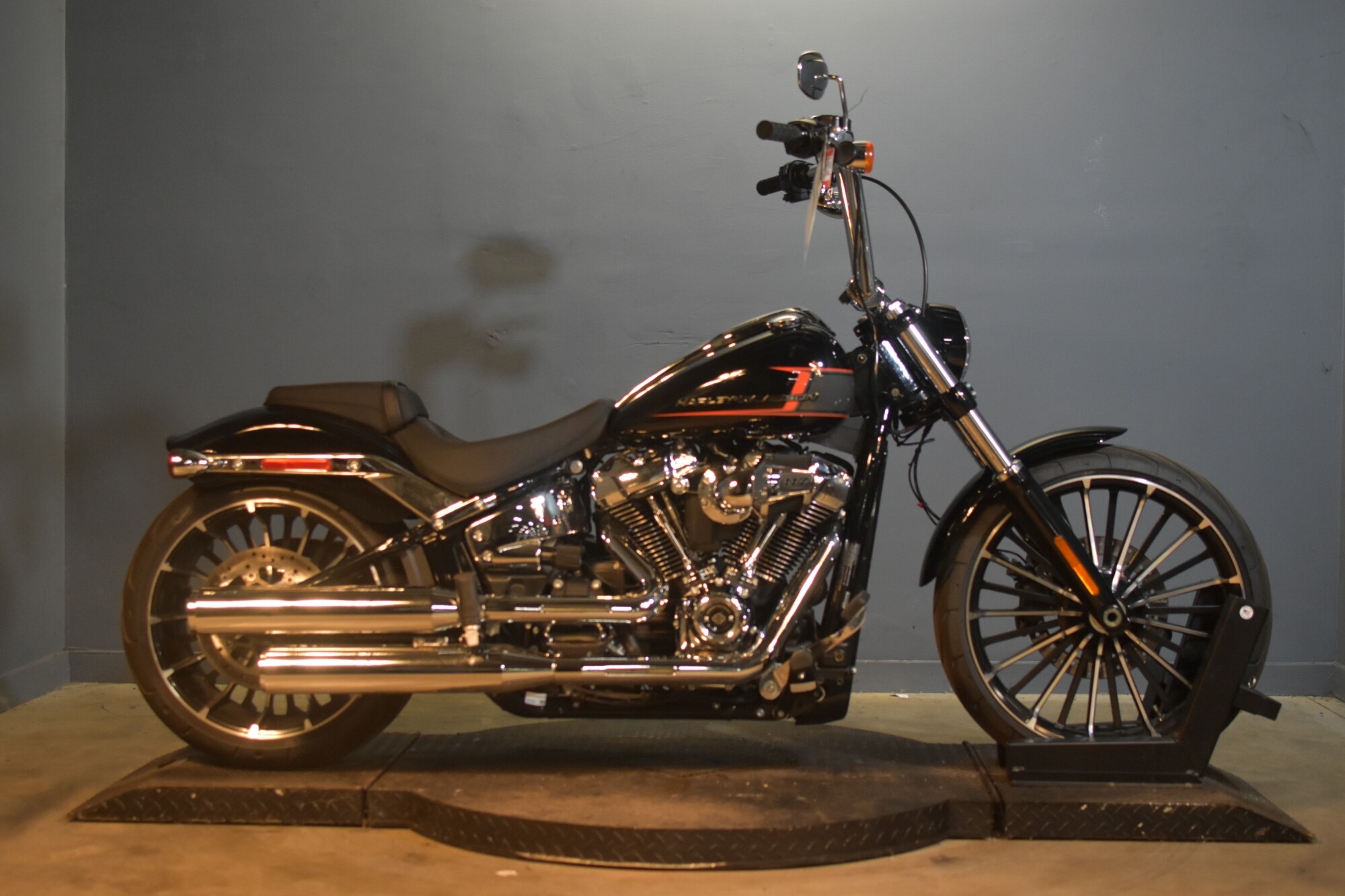 Breakout® 117 | MotorCity Harley-Davidson®