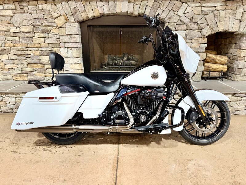 2021 FLHXSE - CVO Street Glide 