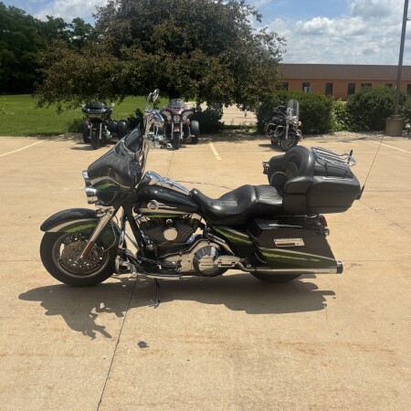2006 Cvo Ultra Classic Electra Glide EMERALD GREEN/GREEN W/PINSTRIPE thumb 0