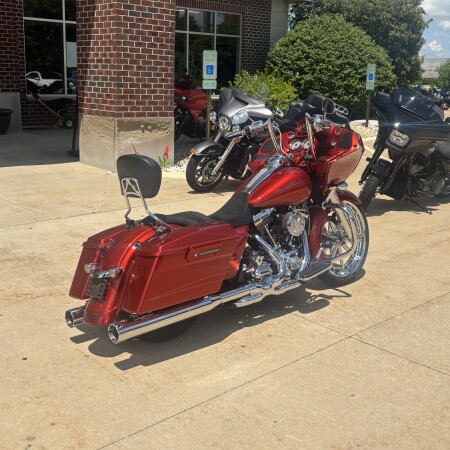 2013 Harley-Davidson® Road Glide® Custom Candy Orange thumb 2
