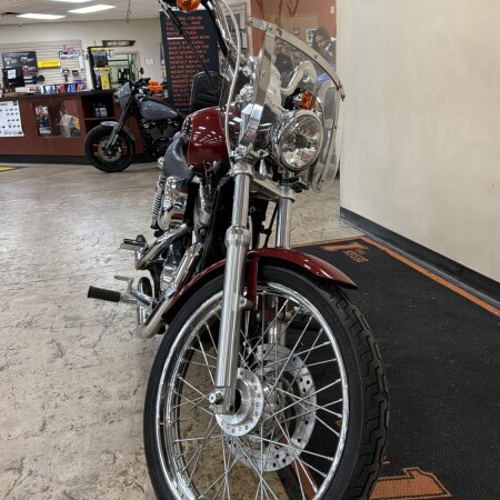 XL 883C 2006 Sportster® 883 Custom thumb 1