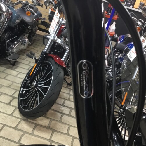 2019 Harley-Davidson® Heritage Classic Vivid Black thumb 0