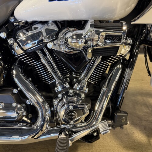FXLRST 2026 Low Rider® ST thumb 3