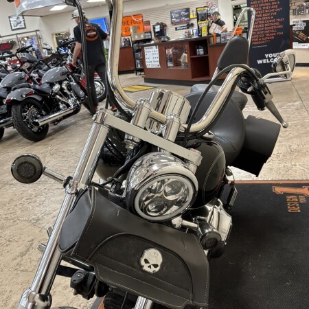 FXSTC 2009 Softail® Custom thumb 1