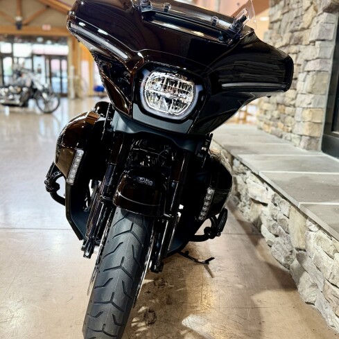 2026 FLHXL - Street Glide Limited  thumb 2