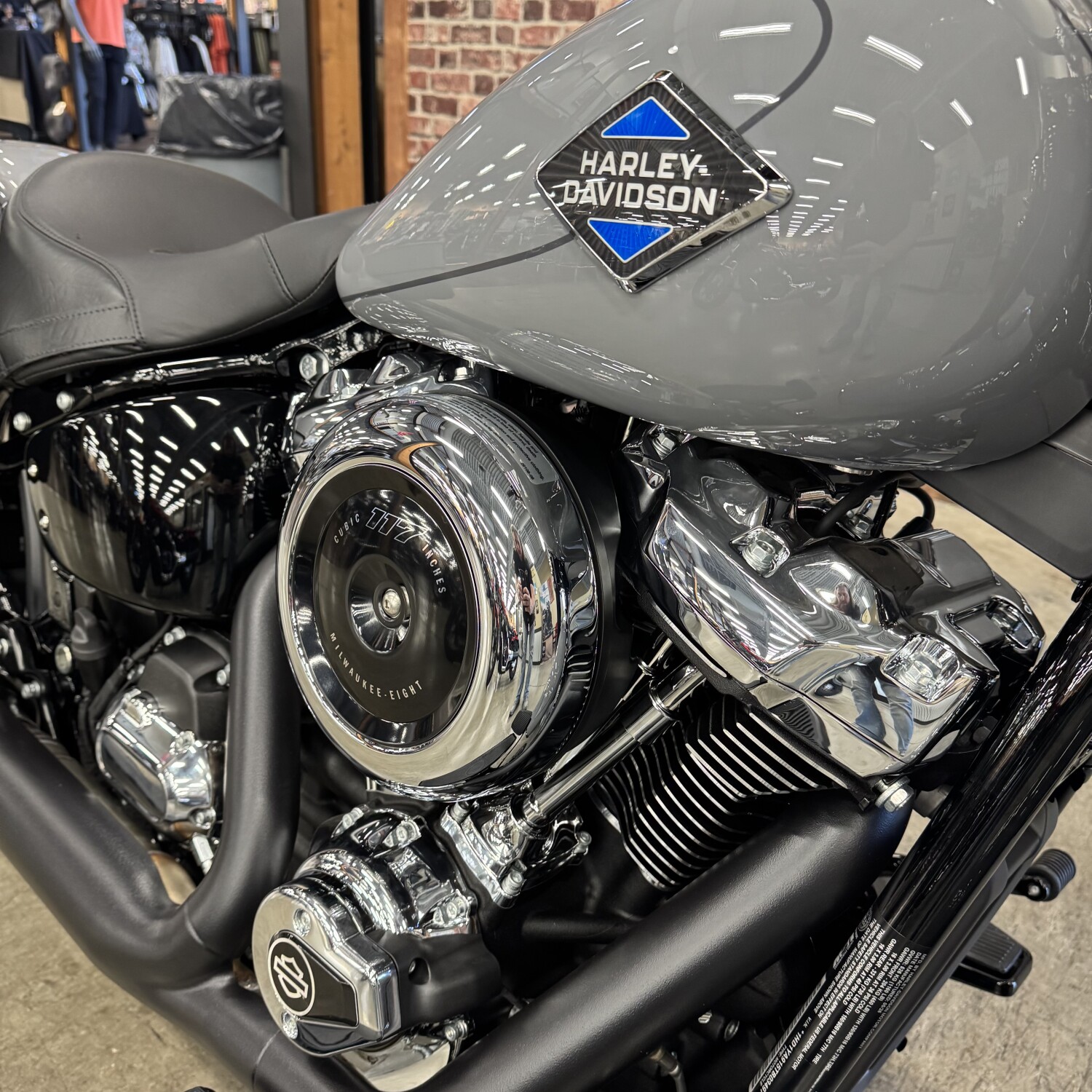 2026 Harley-Davidson® Heritage Classic® FLHC, photo 5