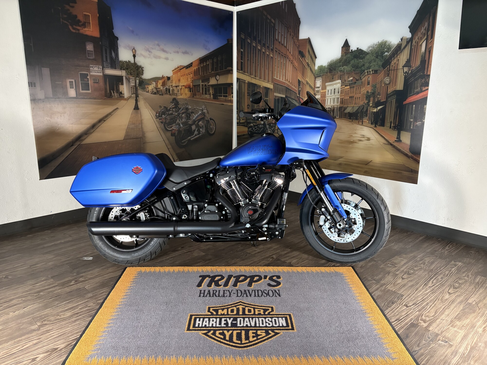2026 Harley-Davidson® Low Rider® ST Aurora Blue Denim Black Trim