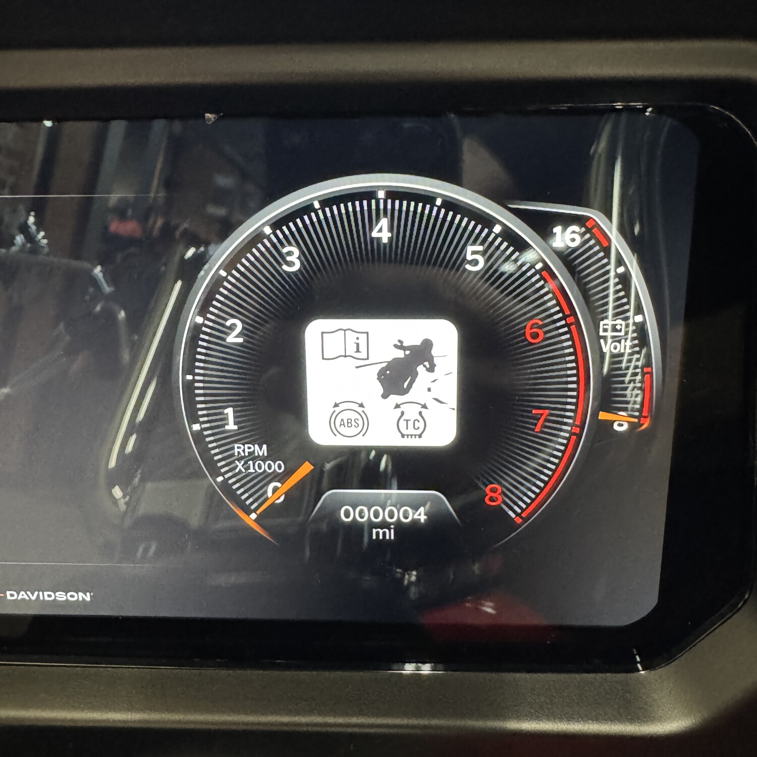 2026 Harley-Davidson® Road Glide® FLTRX, photo 5