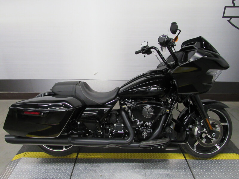 FLTRX 2024 Road Glide®