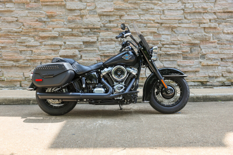 2025 Harley-Davidson® Heritage Classic FLHC