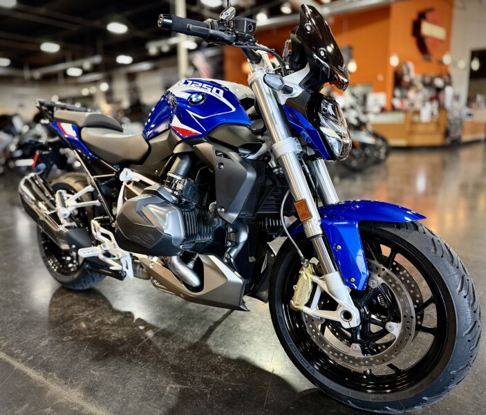 2023 BMW Motorrad R 1250 R Racing Blue Metallic